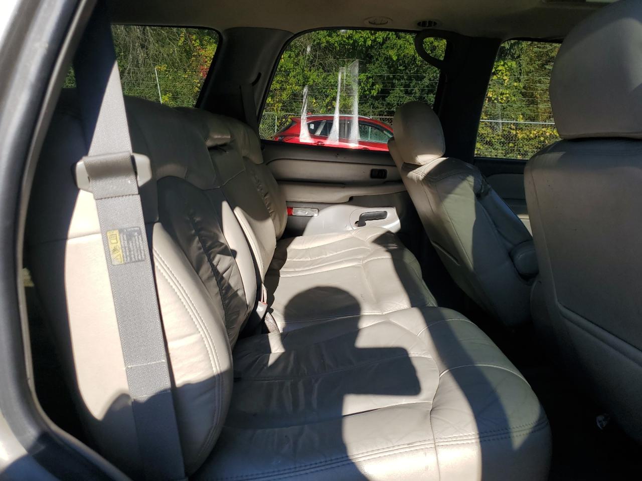 2002 Chevrolet Tahoe K1500 VIN: 1GNEK13Z22R293857 Lot: 85602325