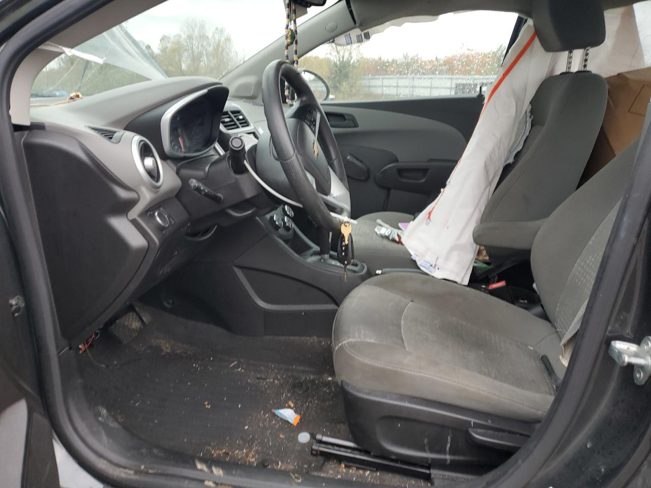 2020 Chevrolet Sonic Ls VIN: 1G1JB5SBXL4143182 Lot: 82690925