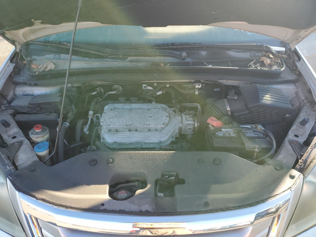 2008 Honda Odyssey Touring VIN: 5FNRL38988B070877 Lot: 89704215