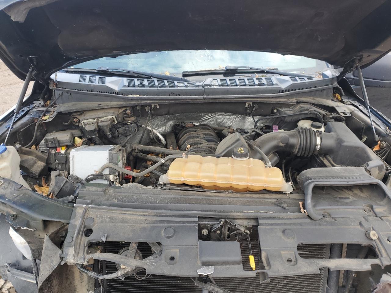 2015 Ford F150 Super Cab VIN: 1FTFX1EFXFFB02047 Lot: 82695225