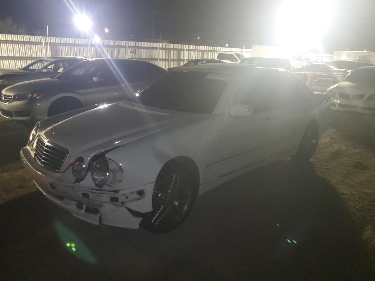 2001 Mercedes-Benz E 320
