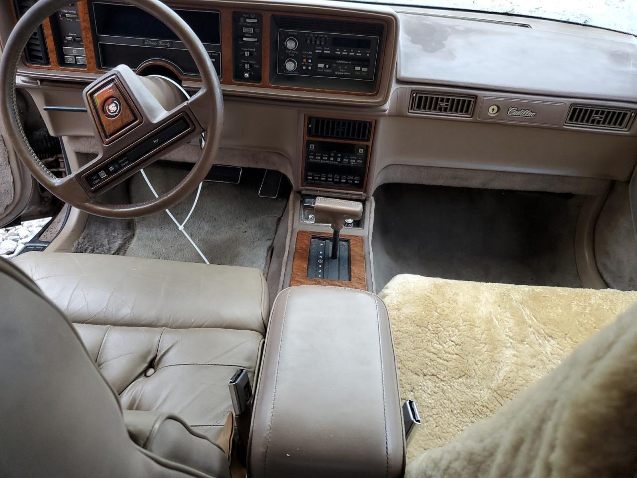 1989 Cadillac Eldorado VIN: 1G6EL1156KU610304 Lot: 86273295