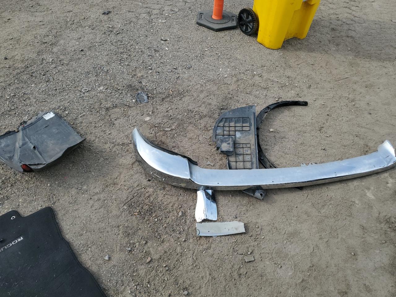 2014 Nissan Rogue S VIN: 5N1AT2MT3EC767645 Lot: 84618425