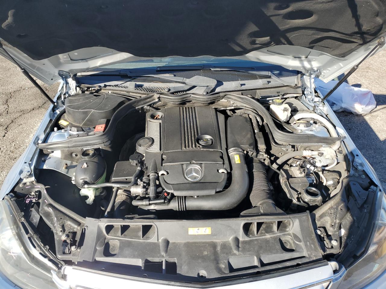 2014 Mercedes-Benz C 250 VIN: WDDGF4HB5EA930963 Lot: 90347825