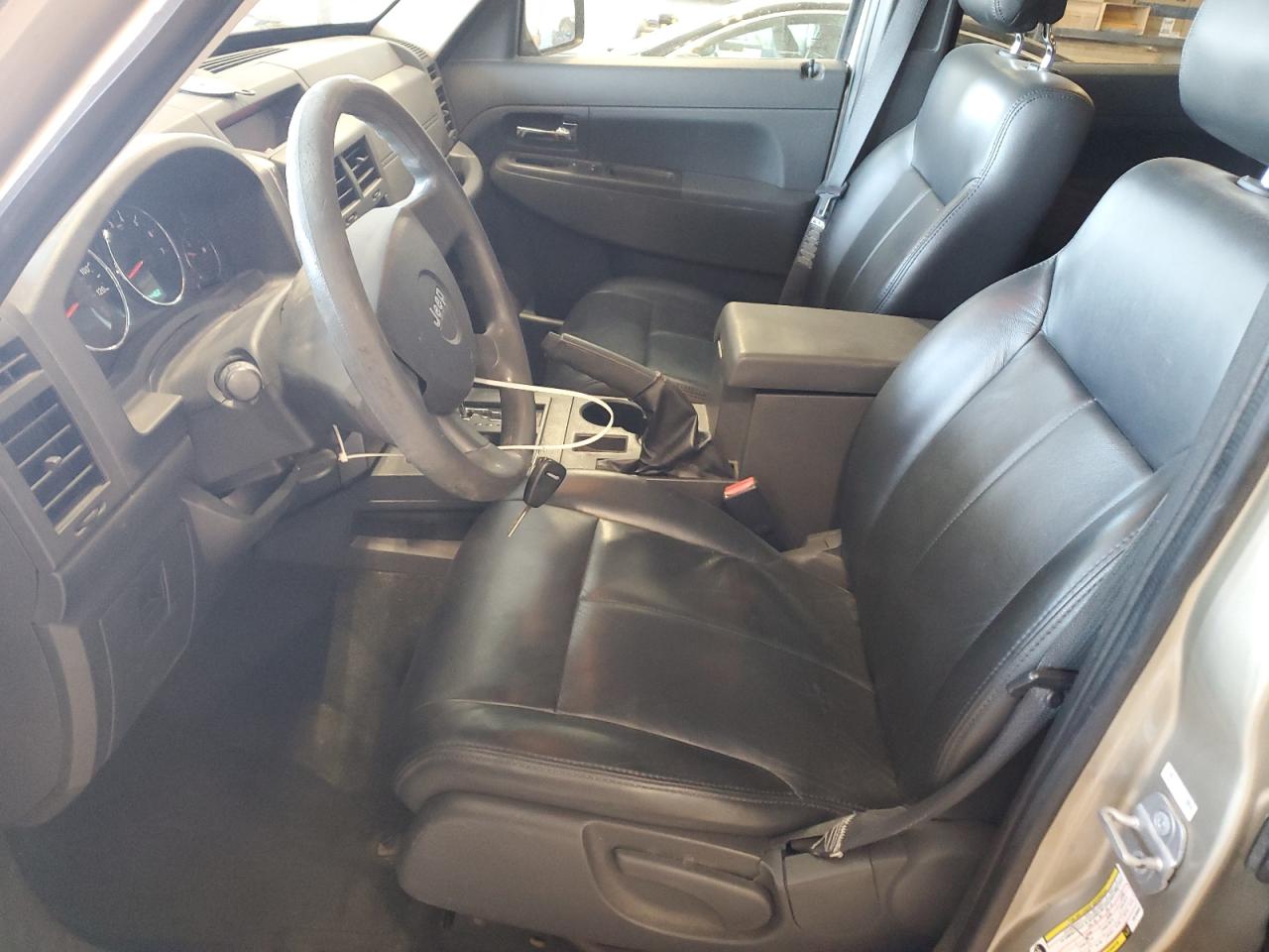 2010 Jeep Liberty Sport VIN: 1J4PN2GK6AW130053 Lot: 85372475