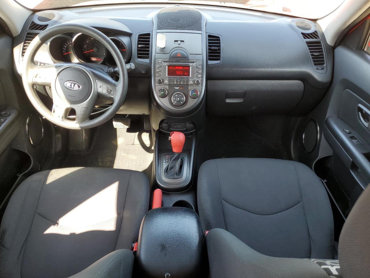 2011 Kia Soul + VIN: KNDJT2A28B7332642 Lot: 86189485