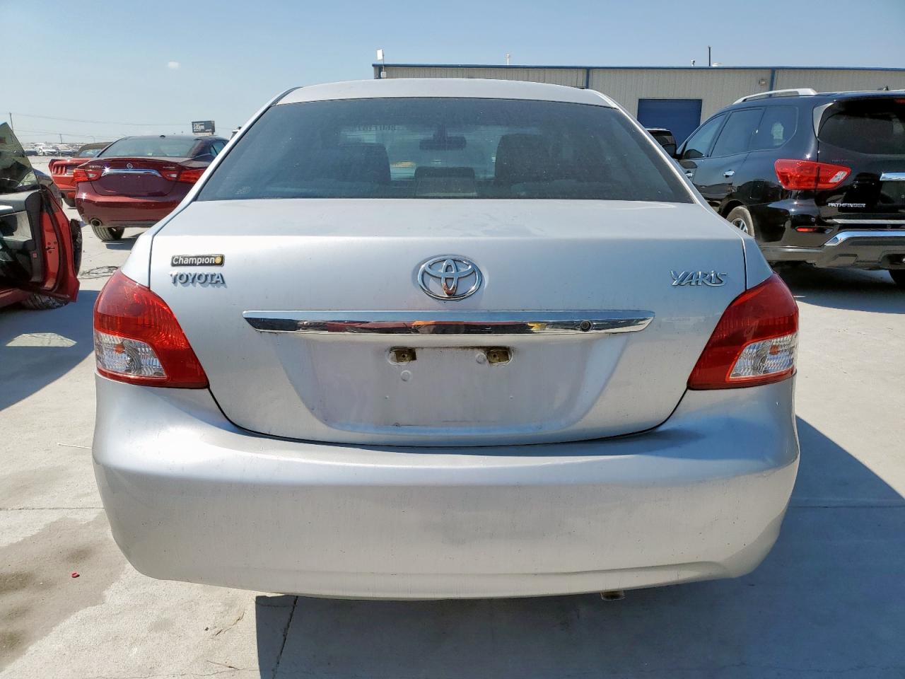 2008 Toyota Yaris VIN: JTDBT923284033887 Lot: 86071675