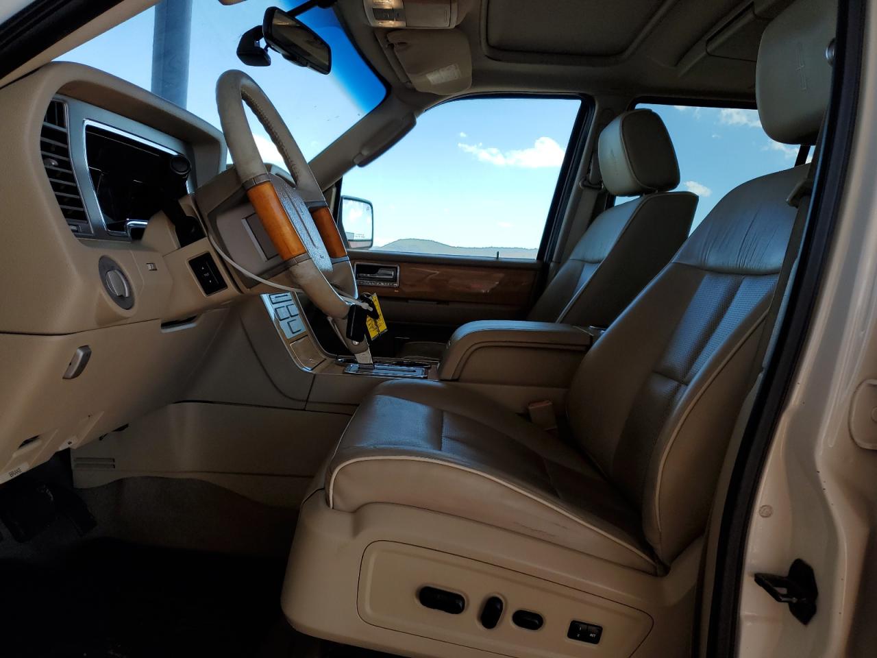 2007 Lincoln Navigator L VIN: 5LMFL28587LJ22703 Lot: 86155395