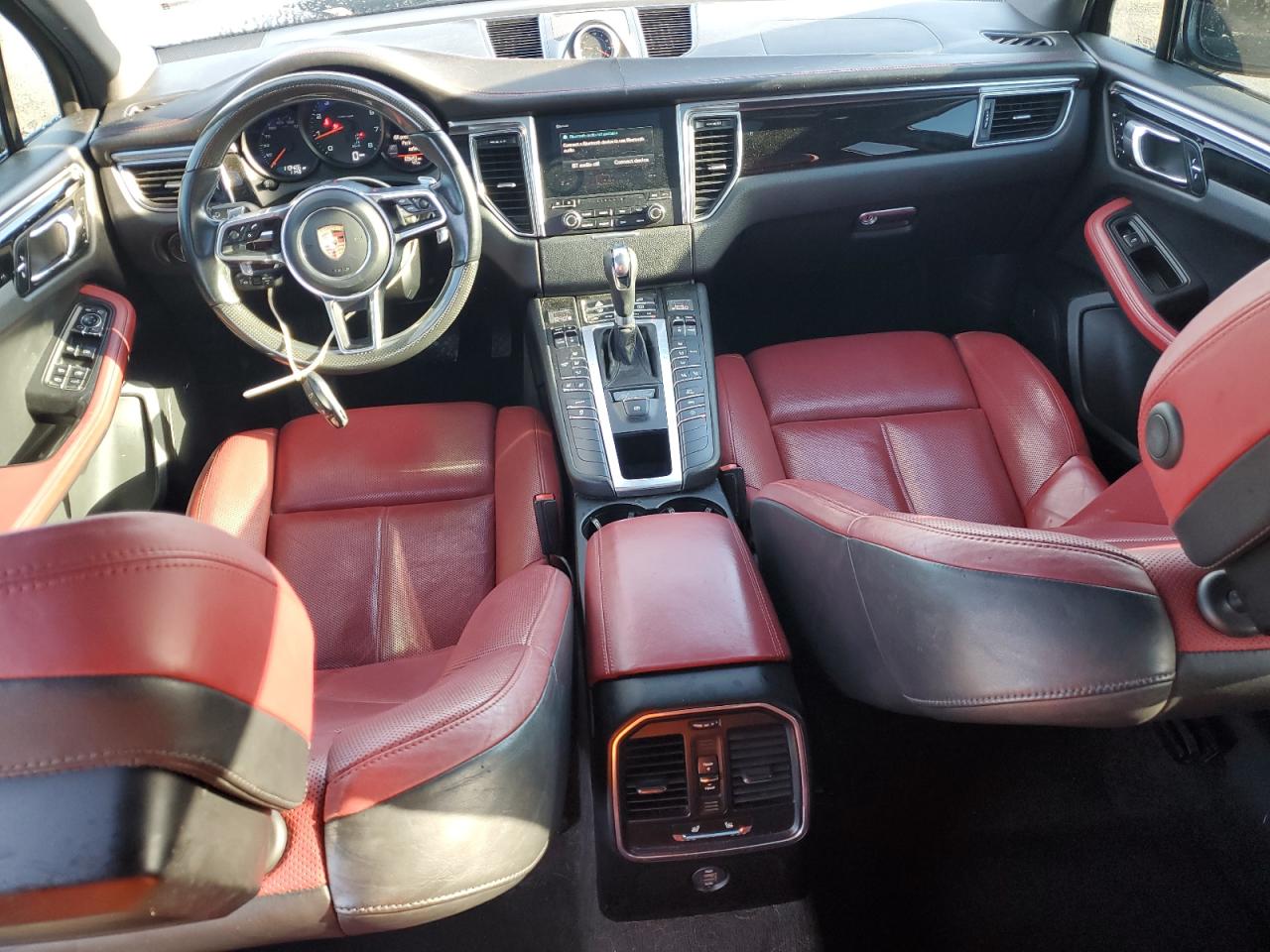 2017 Porsche Macan VIN: WP1AA2A57HLB02525 Lot: 85959055