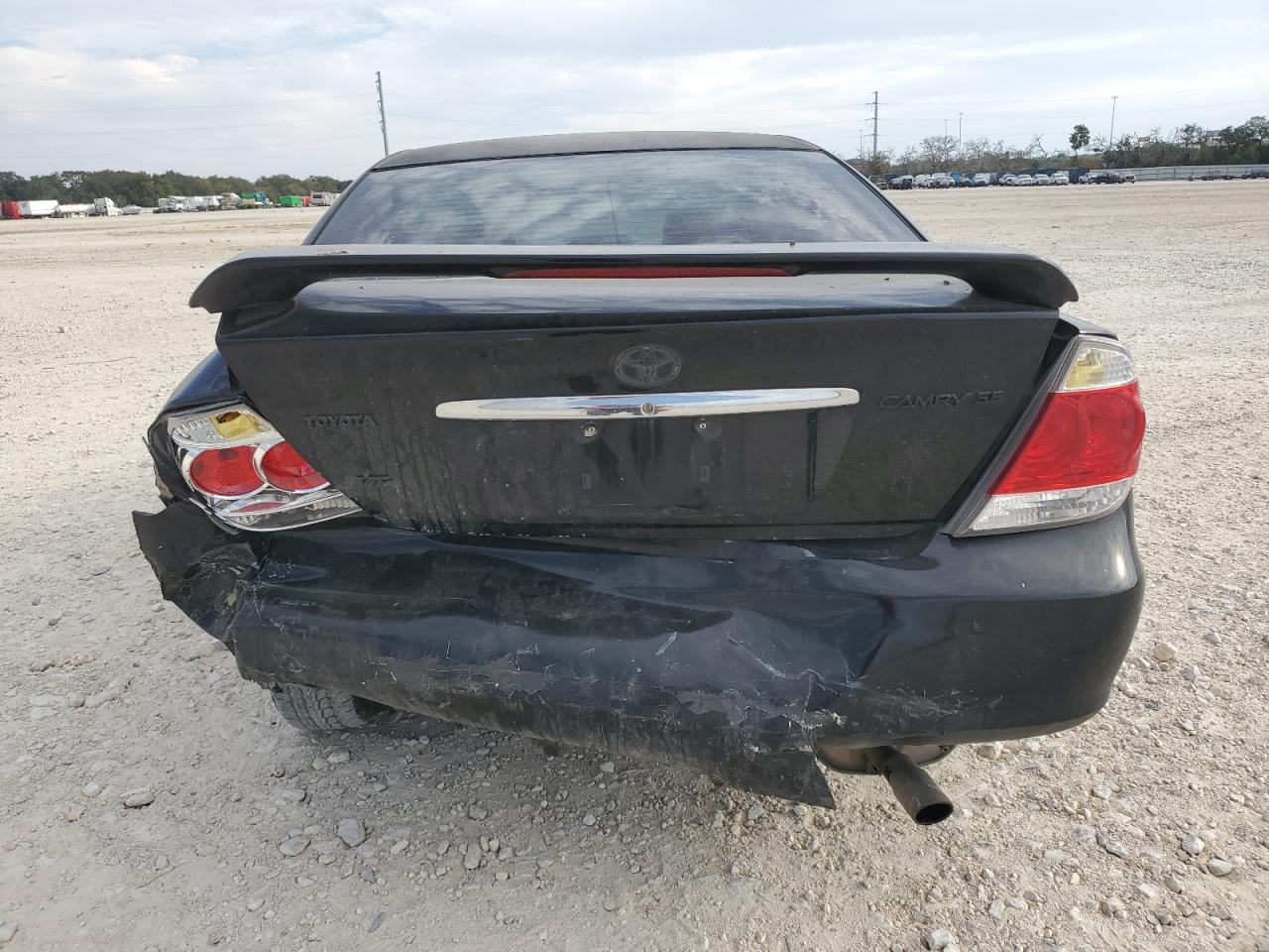 2005 Toyota Camry Le VIN: 4T1BE32K85U012547 Lot: 82446445