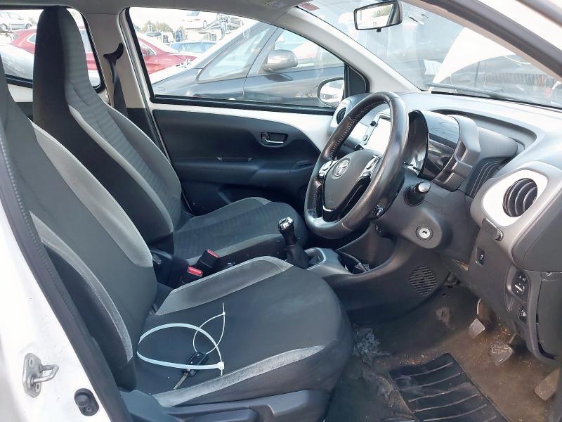 2019 TOYOTA AYGO 1.0 VVT-I X-PLAY 5DR