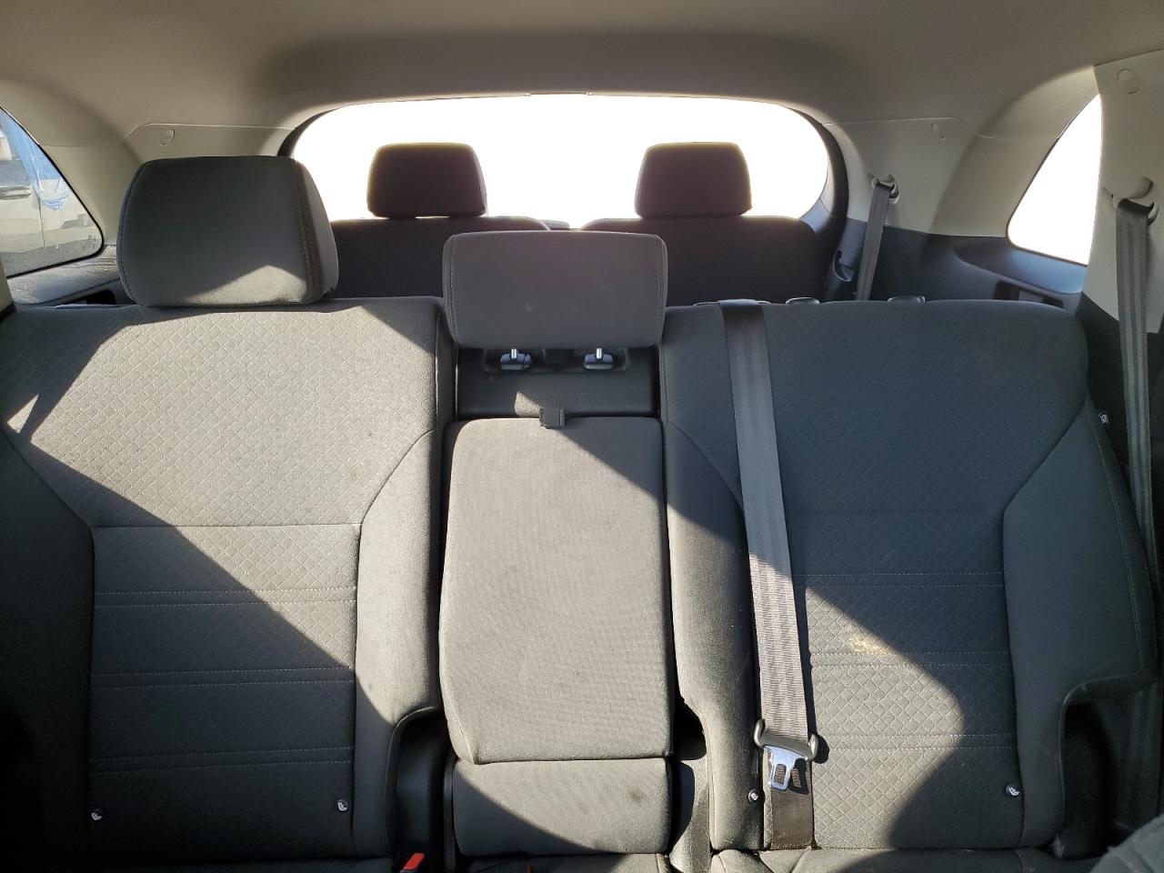 2019 Kia Sorento L VIN: 5XYPG4A34KG611060 Lot: 85113975