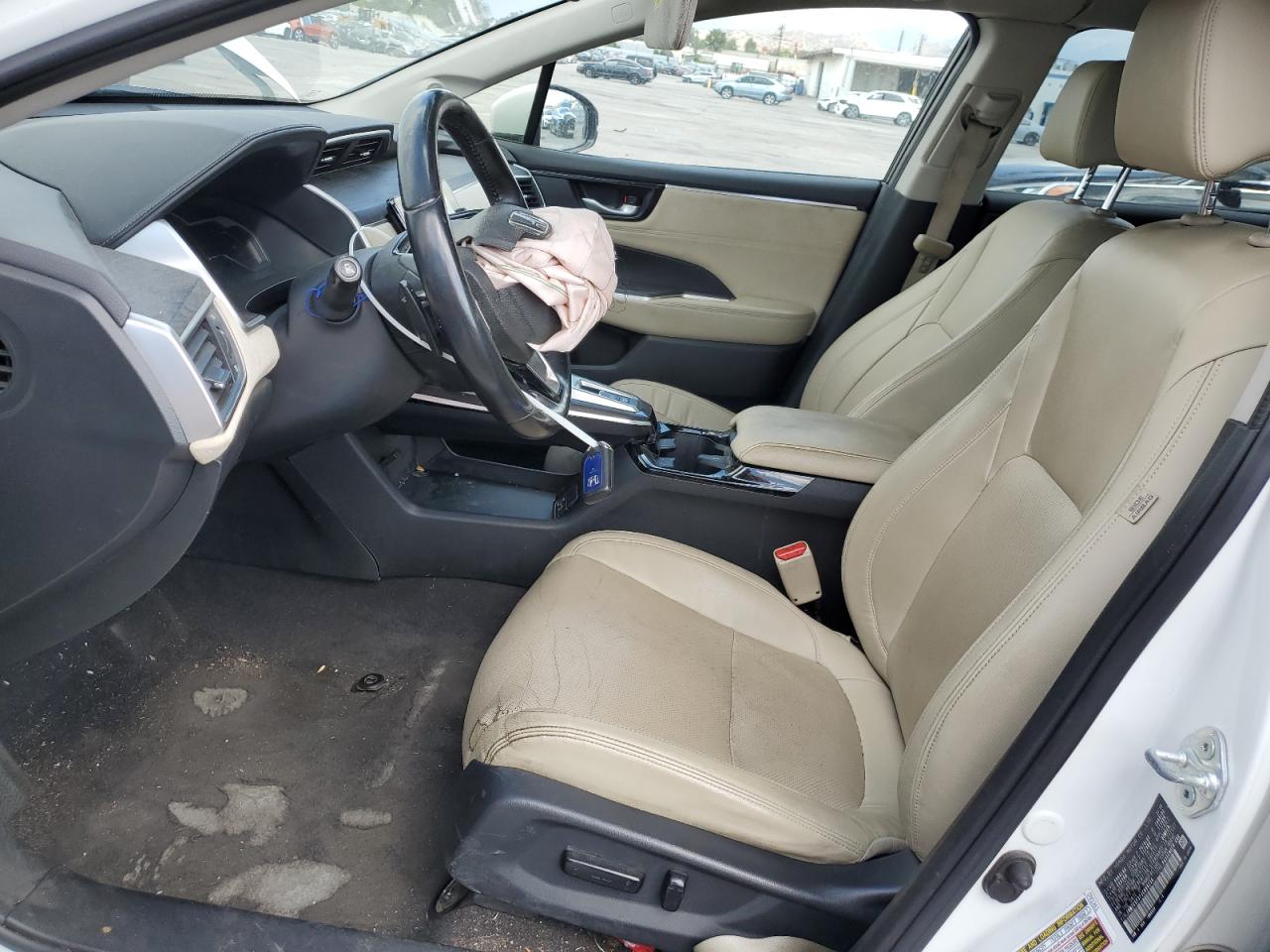 2018 Honda Clarity Touring VIN: JHMZC5F37JC008236 Lot: 85200295