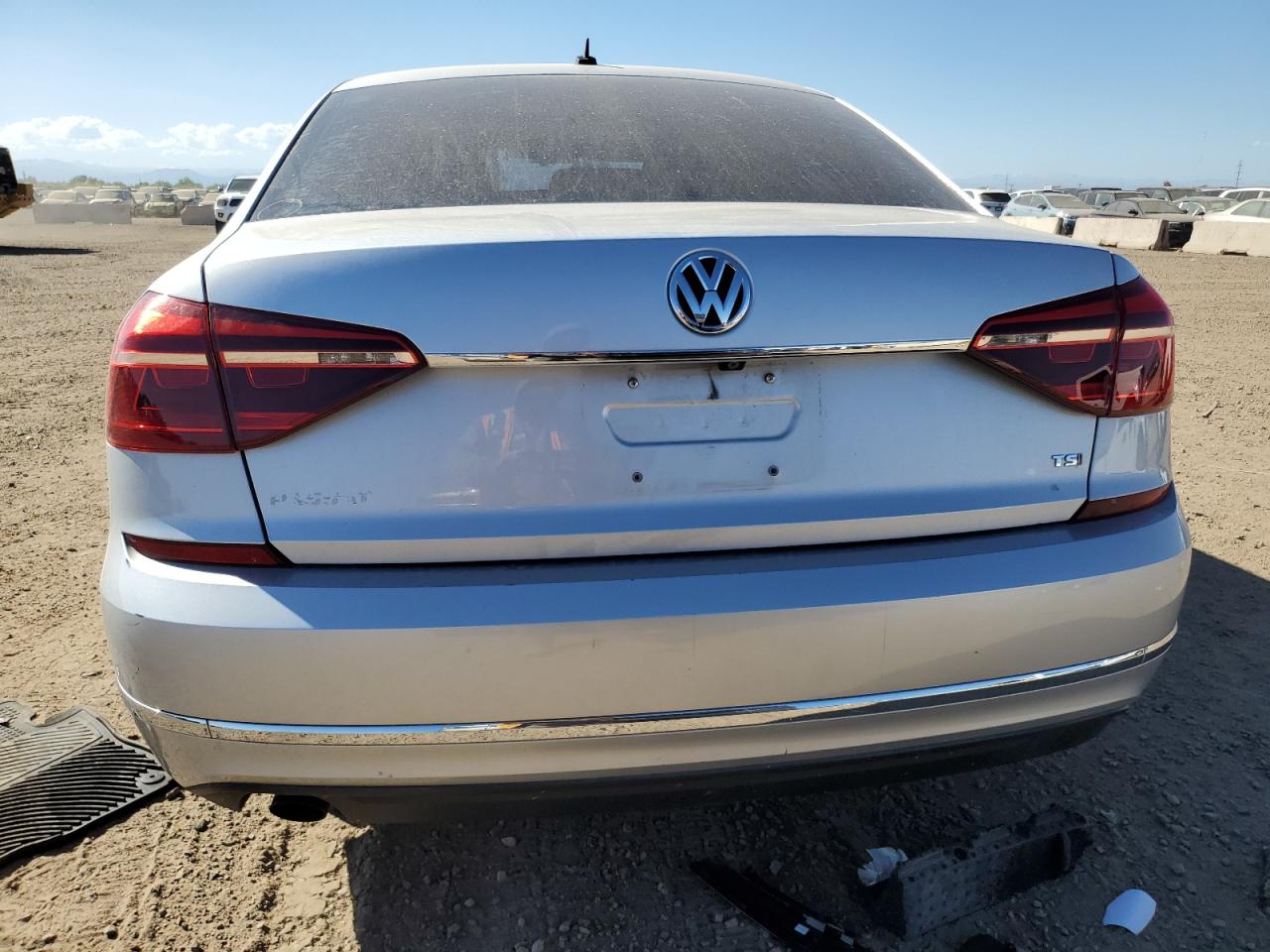 2017 Volkswagen Passat S VIN: 1VWAT7A31HC085449 Lot: 84704085