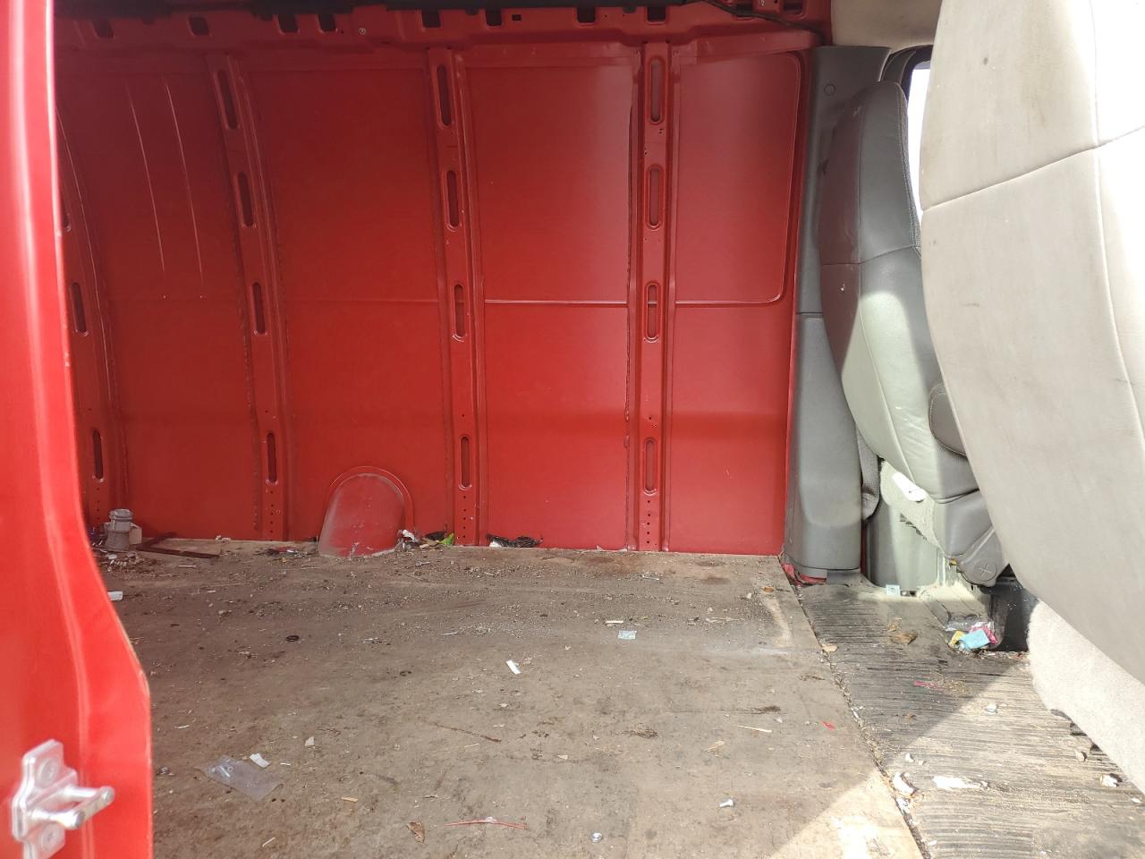 2008 GMC Savana Delivery Van VIN: 1GTGG29C881133744 Lot: 90353895