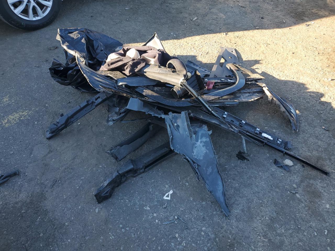 2021 Toyota Camry Le VIN: 4T1C11AK0MU558487 Lot: 84810095