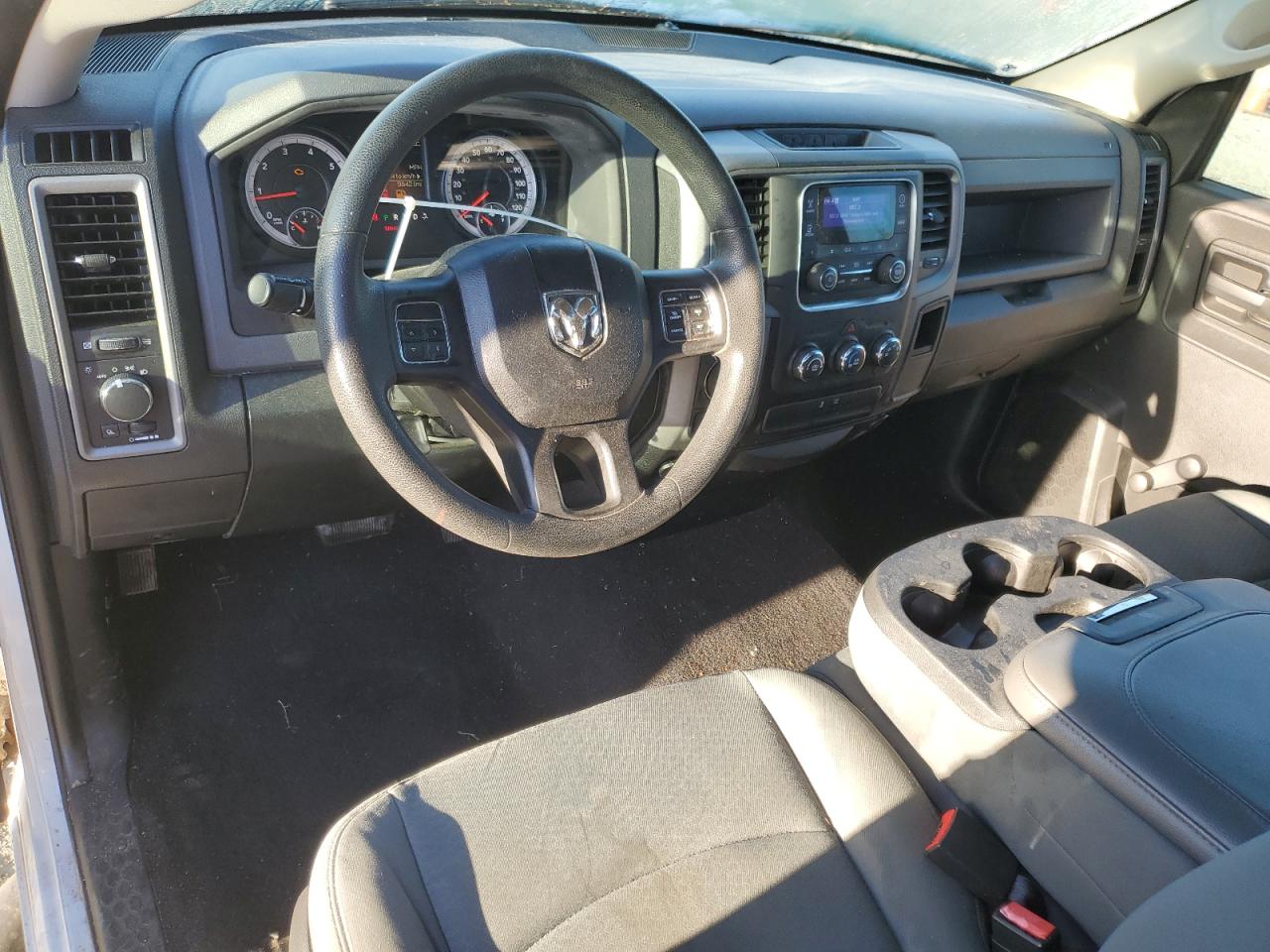 2015 Ram 1500 St VIN: 3C6JR6AG9FG532030 Lot: 82569955