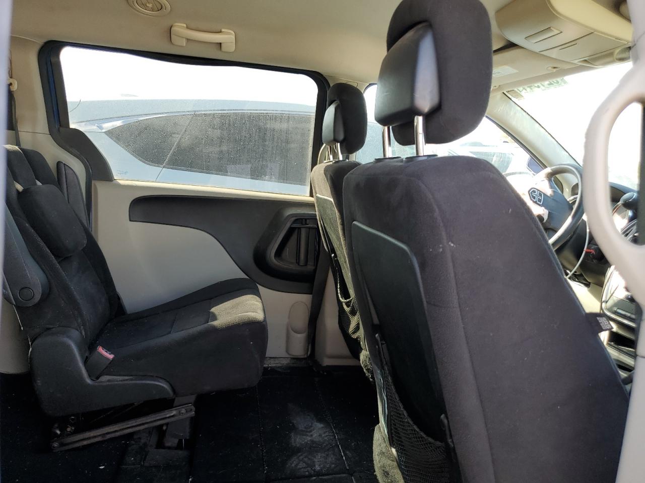 2011 Dodge Grand Caravan Express VIN: 2D4RN4DG4BR613581 Lot: 82194115