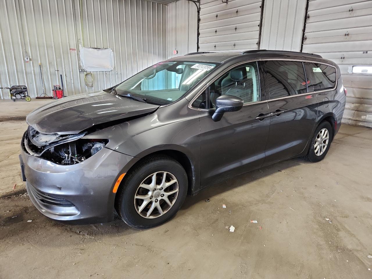 2020 Chrysler Voyager Lxi