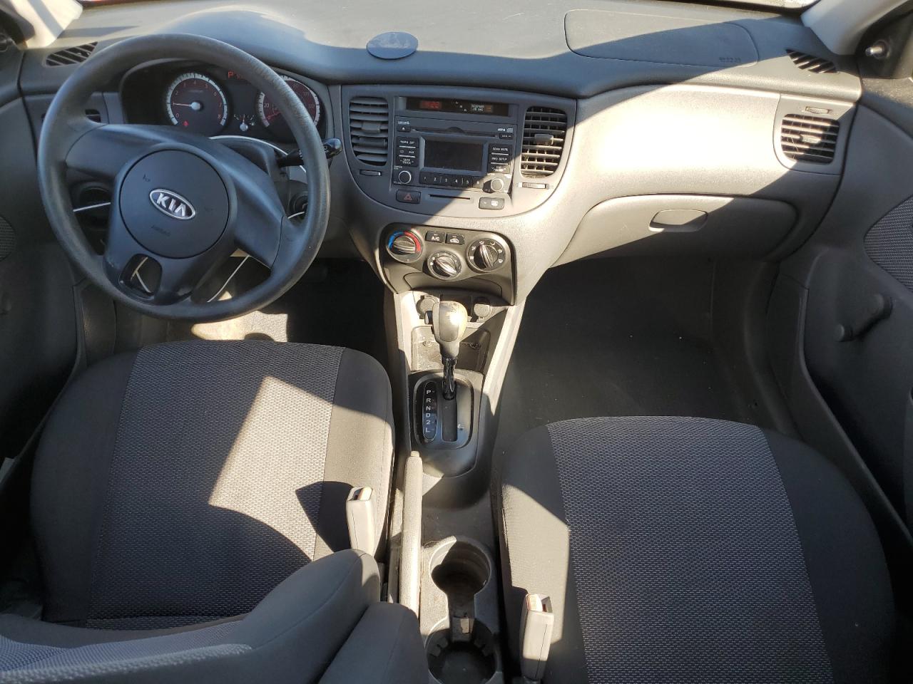 2011 Kia Rio Base VIN: KNADH4A38B6709010 Lot: 86990075