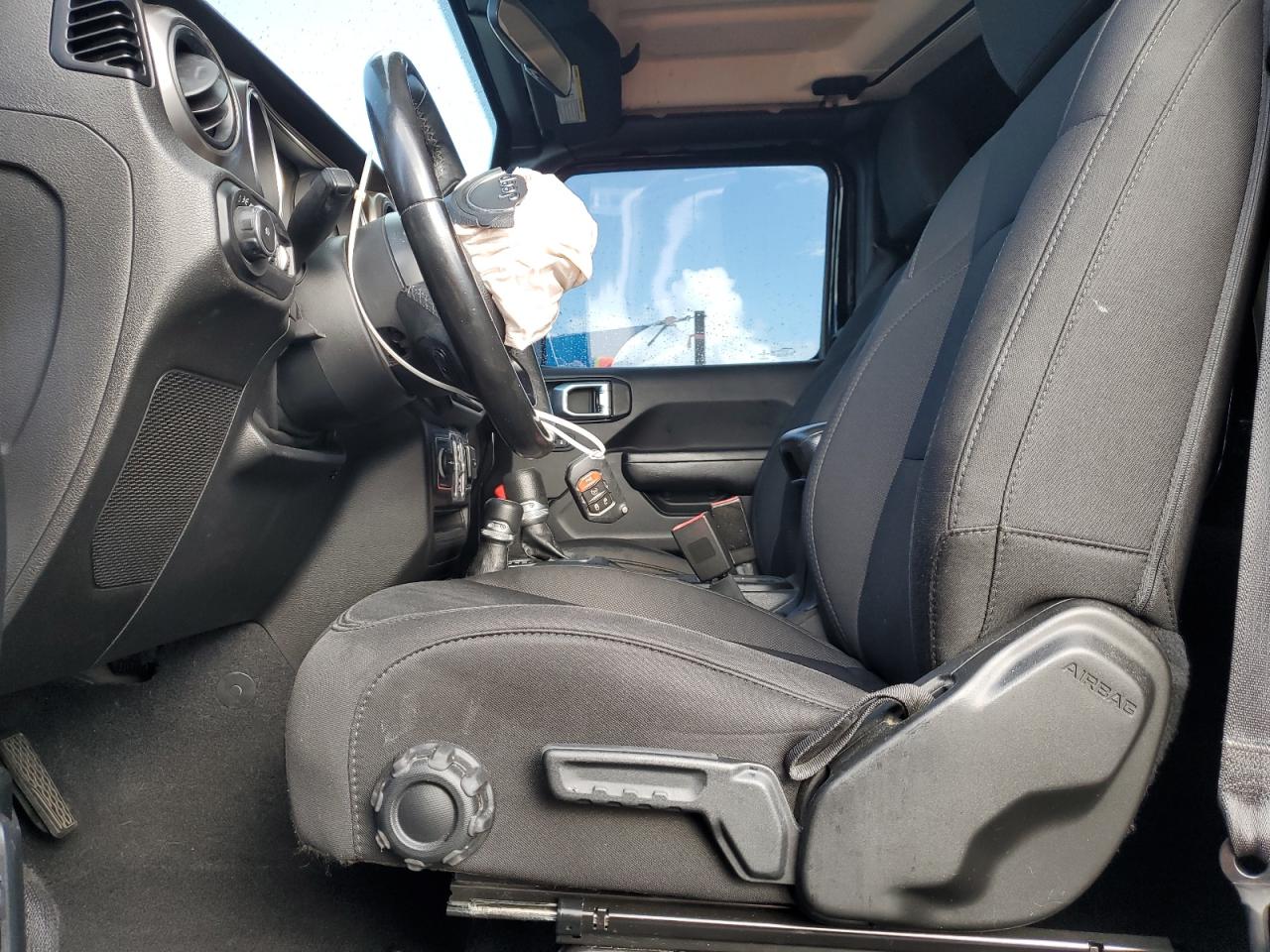 2020 Jeep Wrangler Unlimited Sport VIN: 1C4HJXDNXLW169989 Lot: 84884725