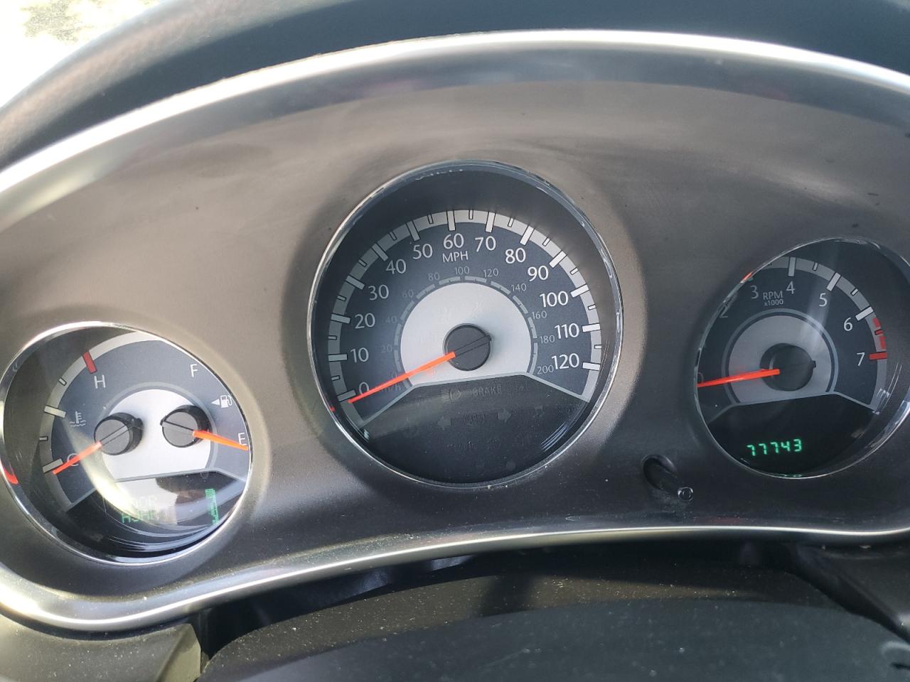 2011 Chrysler 200 Limited VIN: 1C3BC7EG8BN597570 Lot: 84799805