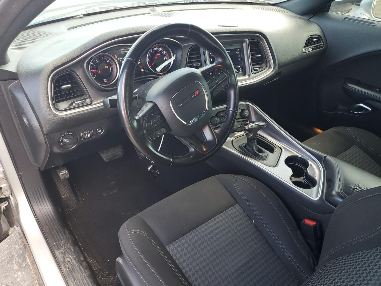 2019 Dodge Challenger Sxt VIN: 2C3CDZAG2KH744266 Lot: 86176135