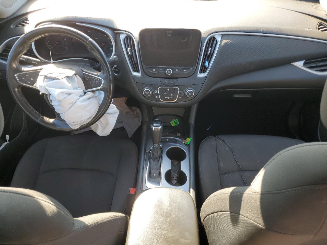 2020 Chevrolet Malibu Rs VIN: 1G1ZG5ST6LF039757 Lot: 82611095