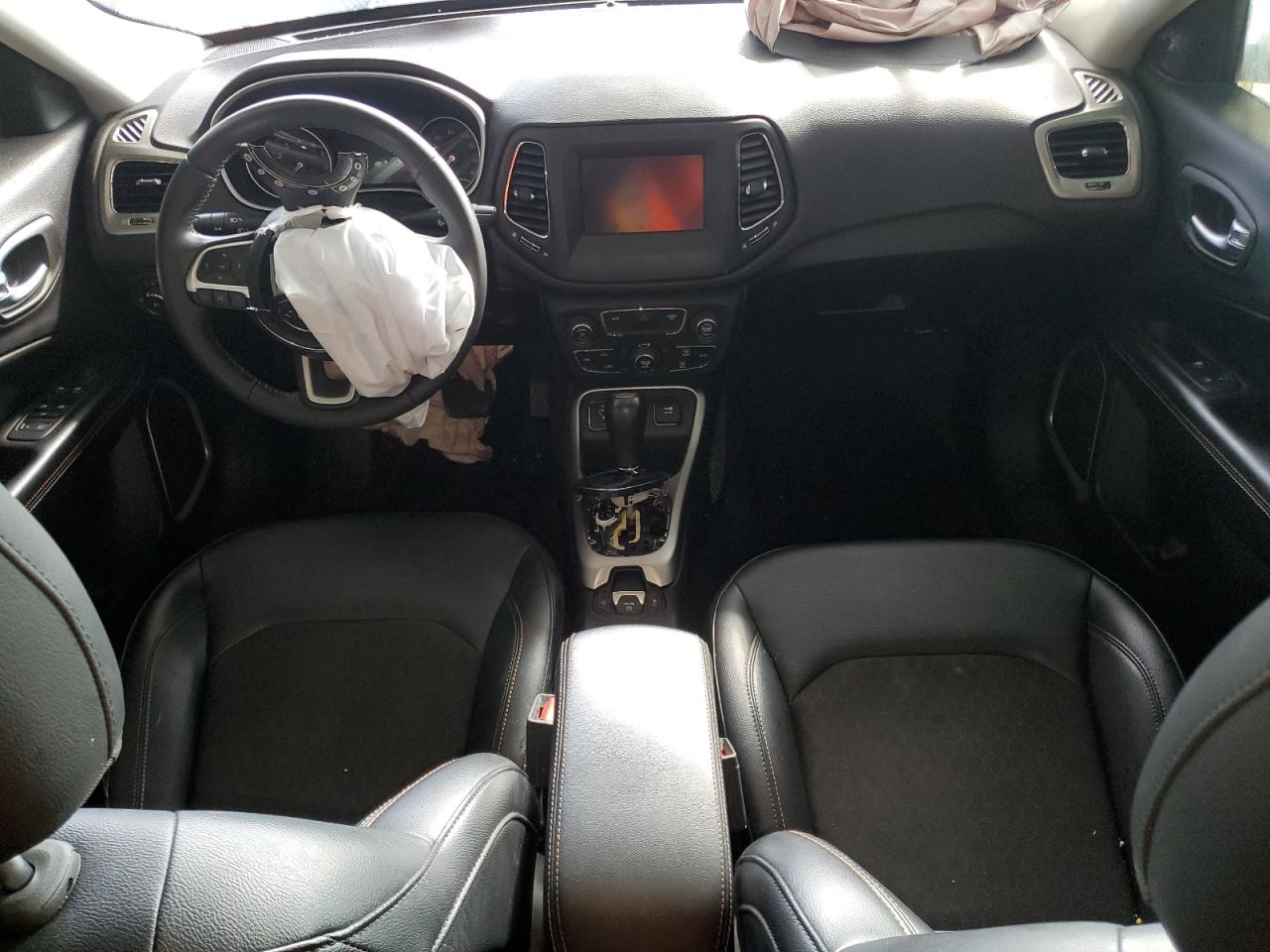 2017 Jeep Compass Latitude VIN: 3C4NJCBB8HT658246 Lot: 82318425