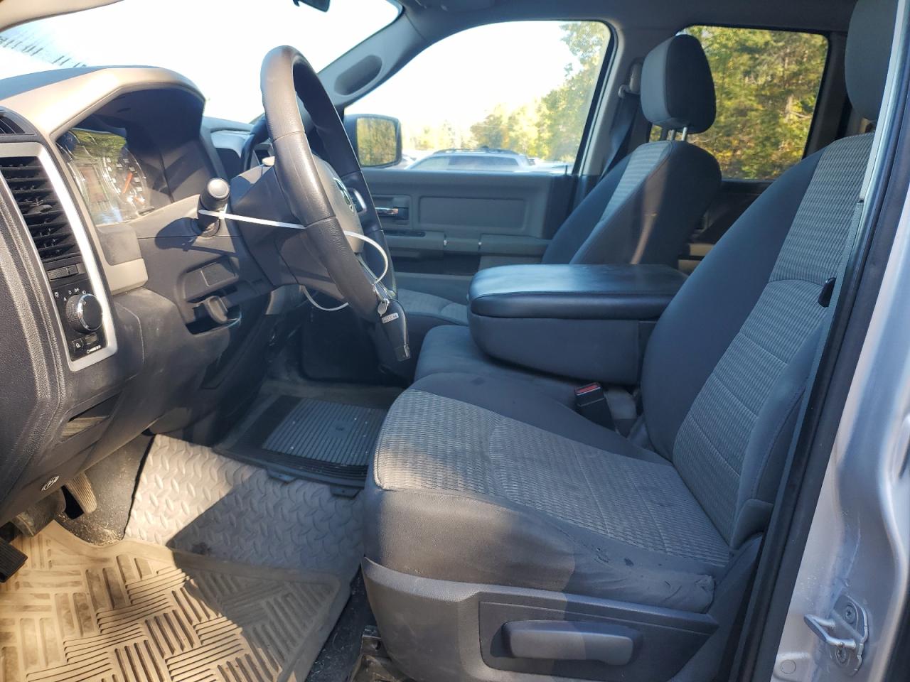 2009 Dodge Ram 1500 VIN: 1D3HV18P29S714443 Lot: 84742525