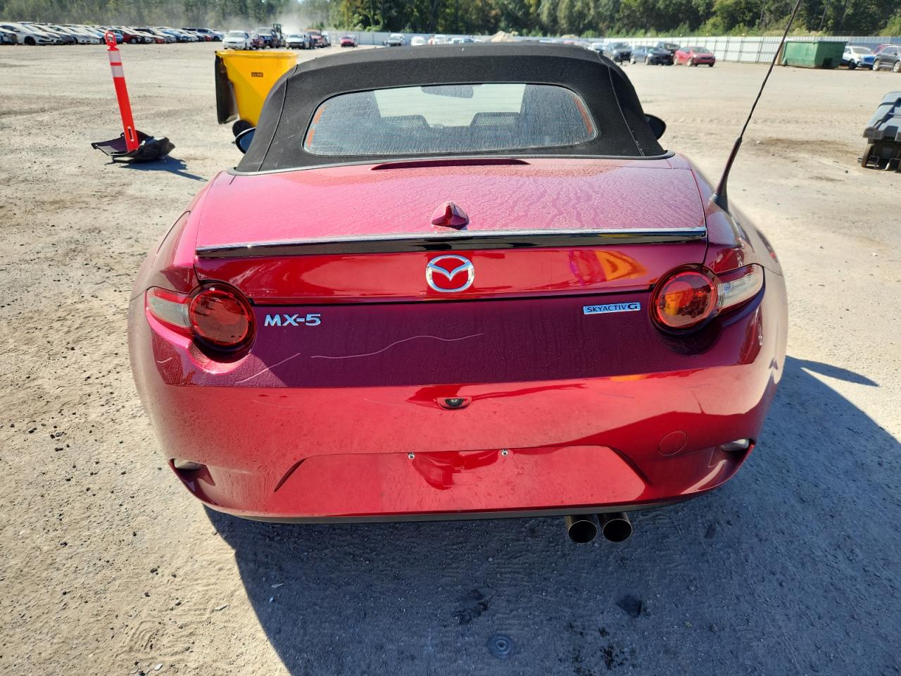 2021 Mazda Mx-5 Miata Club VIN: JM1NDAC78M0459517 Lot: 89707935