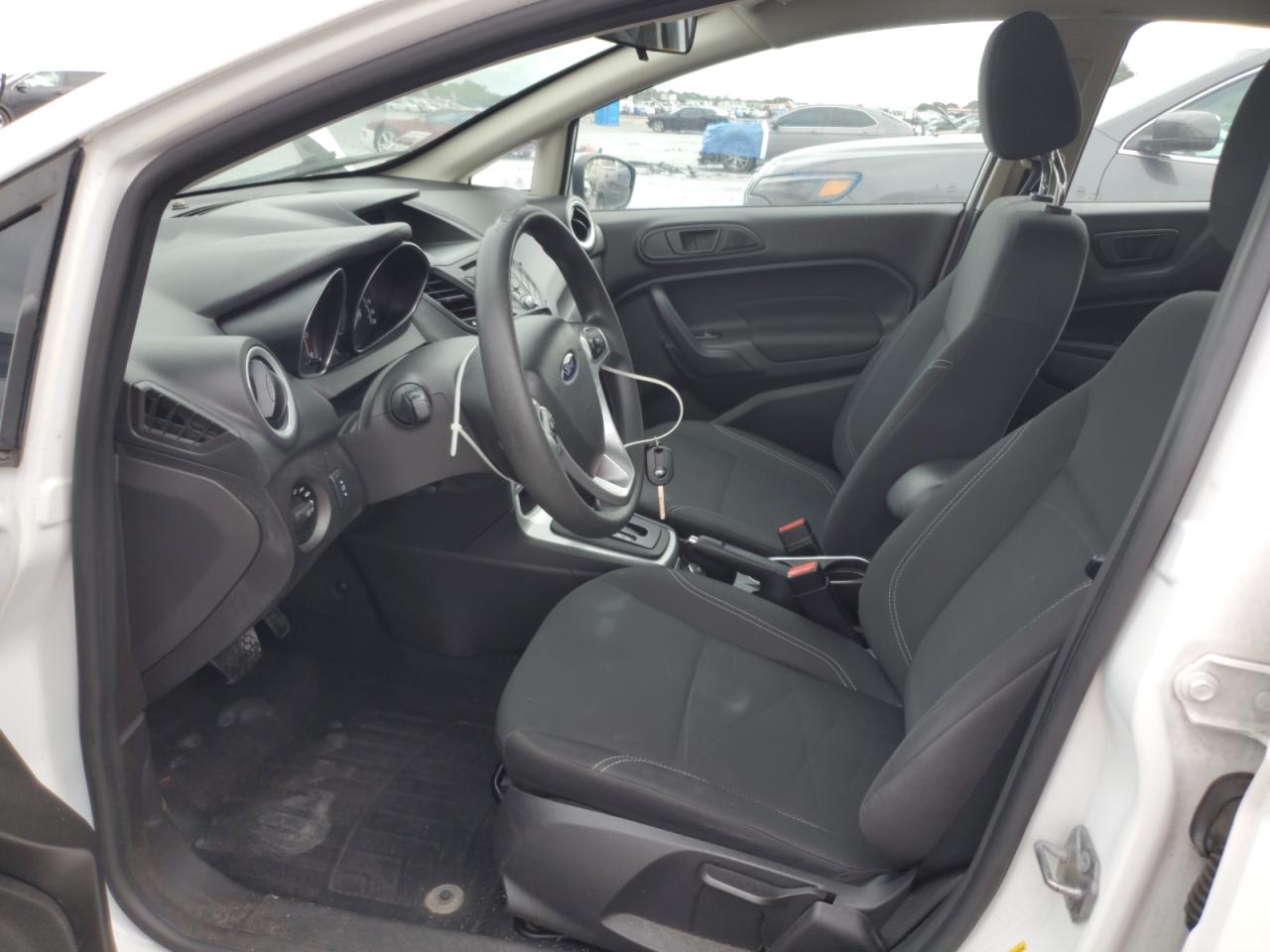 2017 Ford Fiesta Se VIN: 3FADP4BJ6HM144211 Lot: 82401885