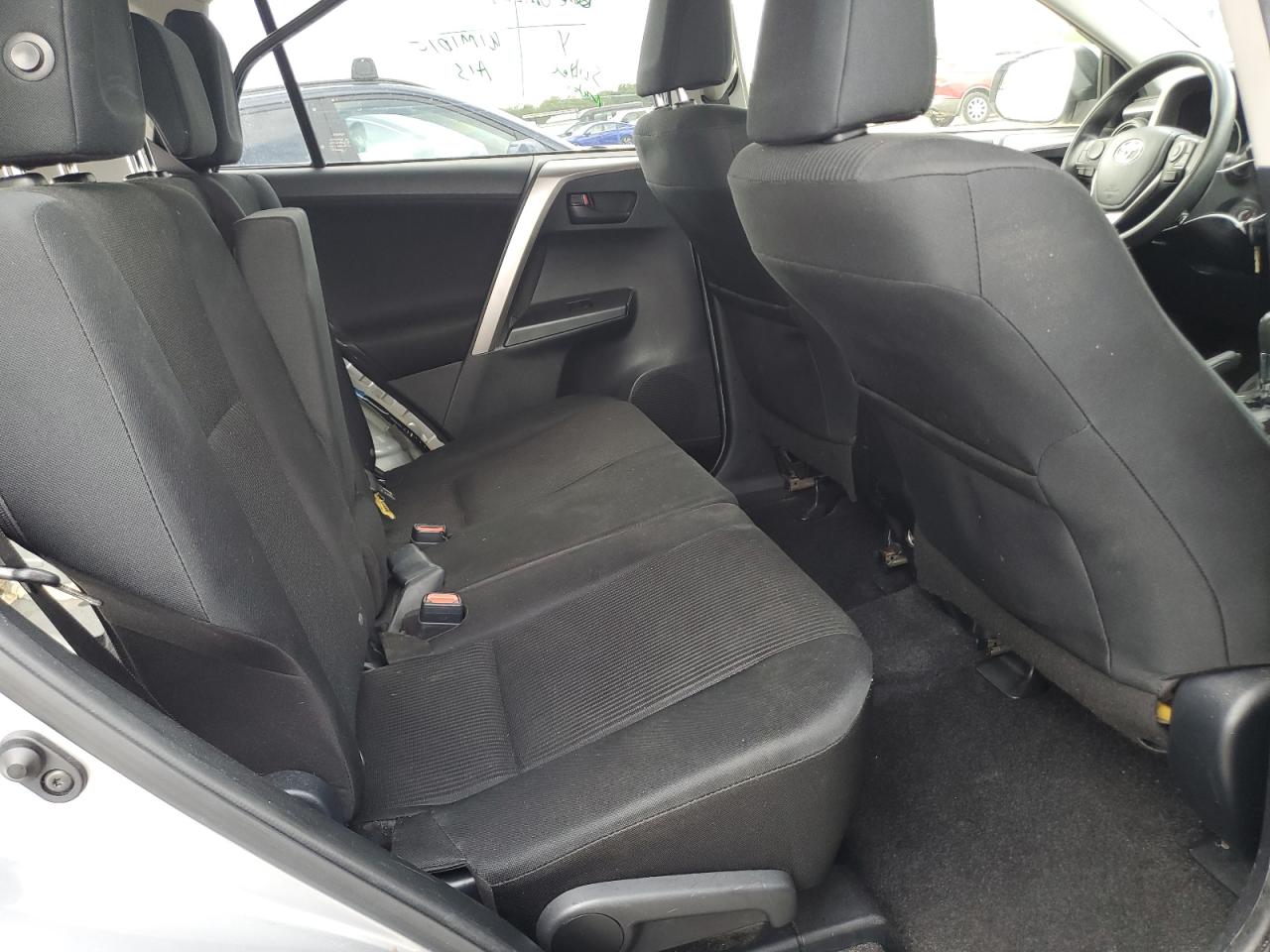 2018 Toyota Rav4 Le VIN: JTMBFREV9JJ226100 Lot: 82005705