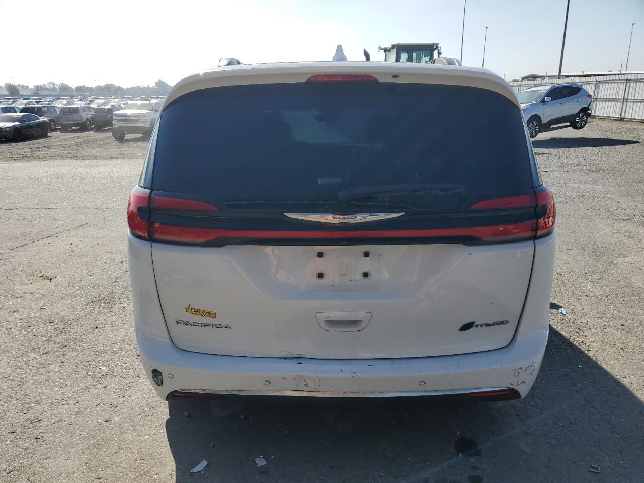 2022 Chrysler Pacifica Hybrid Pinnacle VIN: 2C4RC1N75NR234674 Lot: 82705285