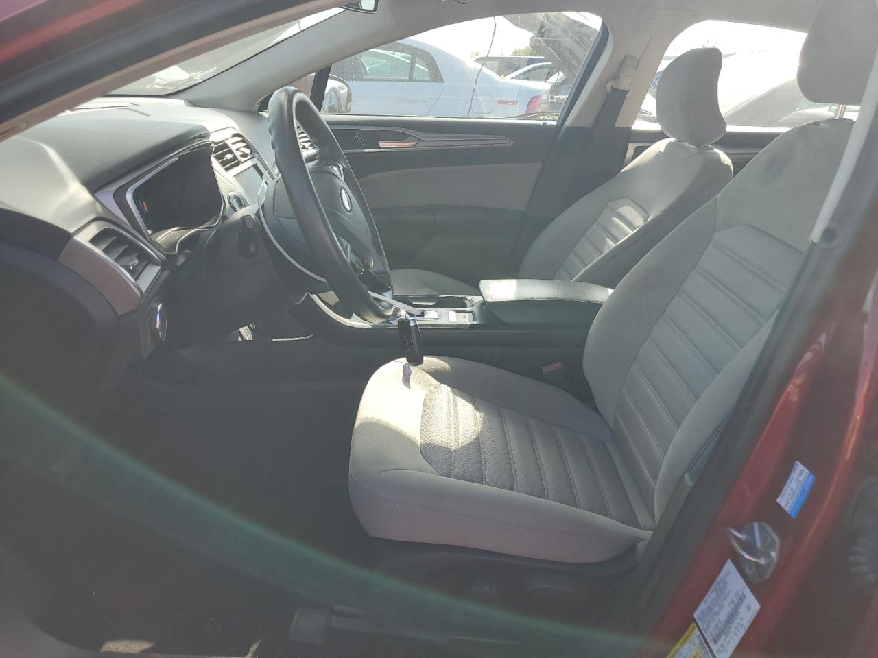 2019 Ford Fusion S VIN: 3FA6P0G79KR163876 Lot: 82457385