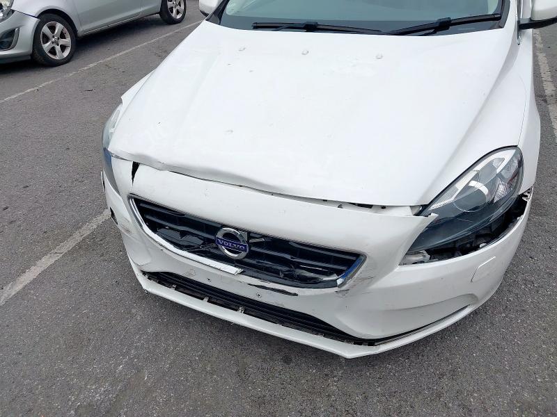 2014 VOLVO V40 D3 SE LUX NAV 5DR GEARTRONIC