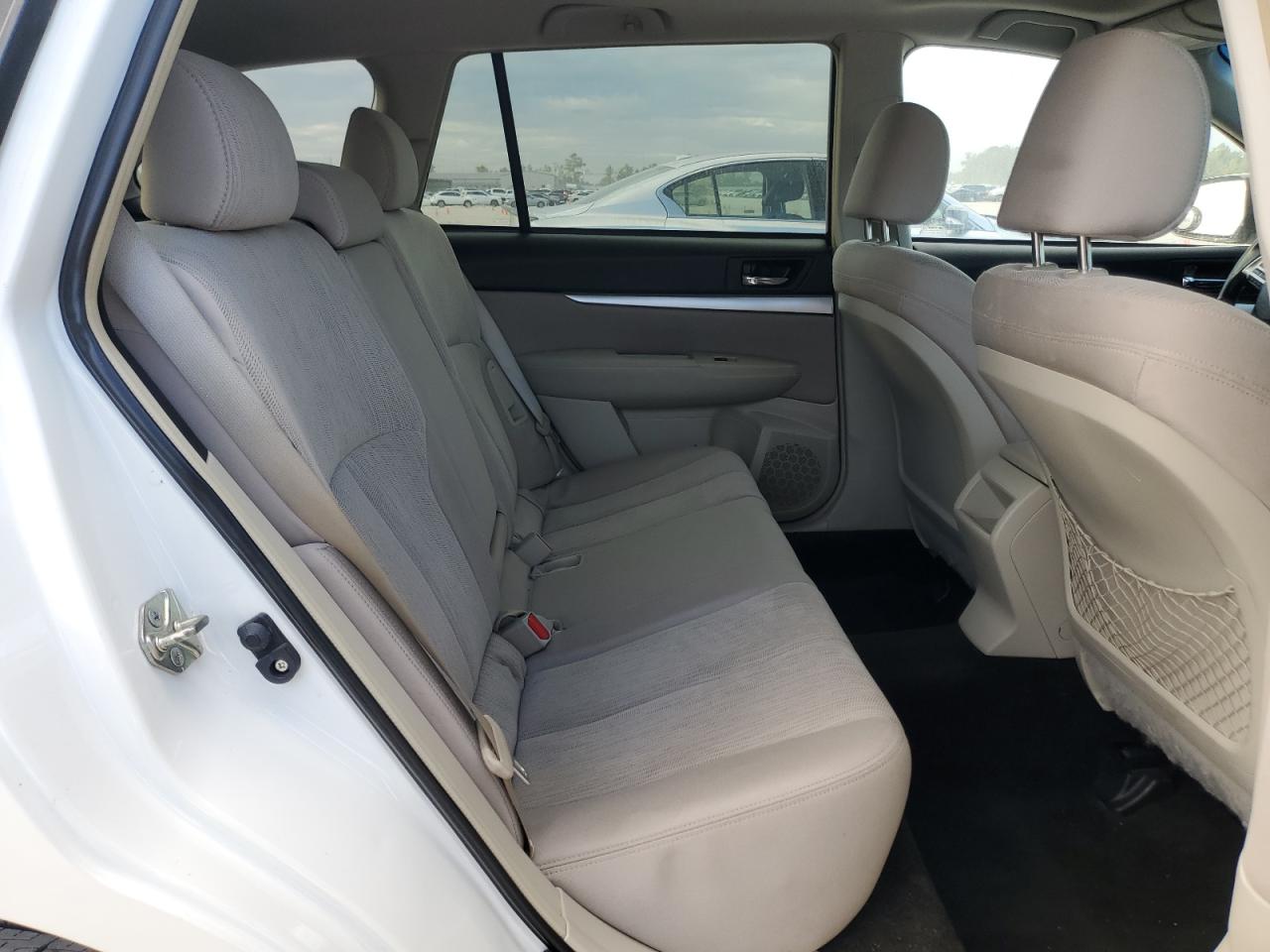 2014 Subaru Outback 2.5I Premium VIN: 4S4BRBEC9E3306922 Lot: 82544265