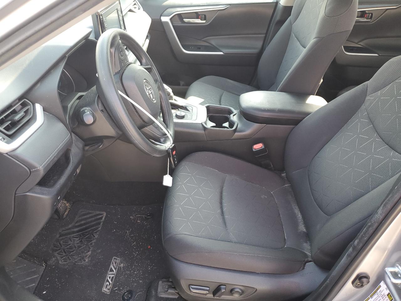 2021 Toyota Rav4 Xle VIN: 4T3RWRFV1MU037833 Lot: 82001945