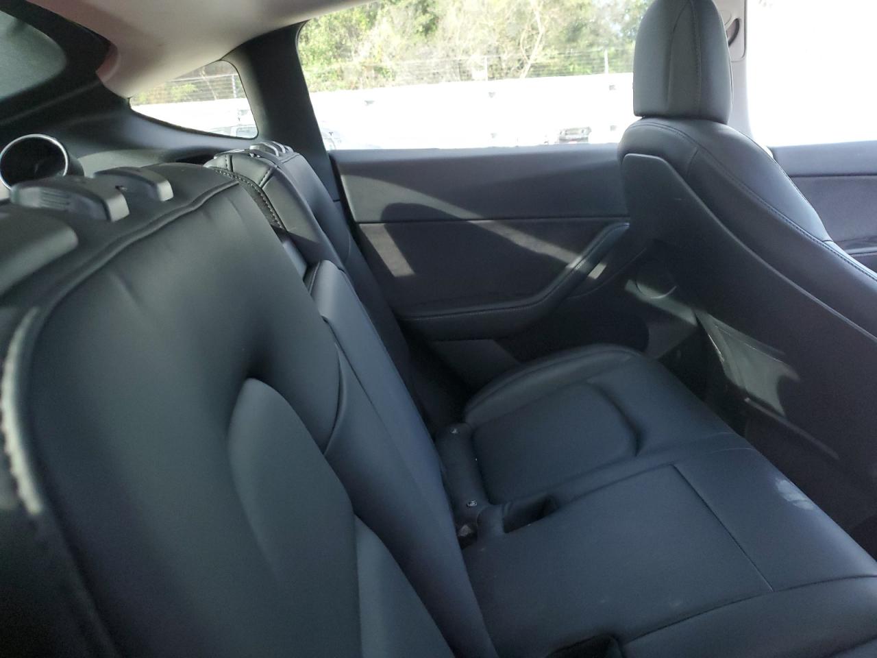 2021 Tesla Model Y VIN: 5YJYGDEF7MF134112 Lot: 85710885