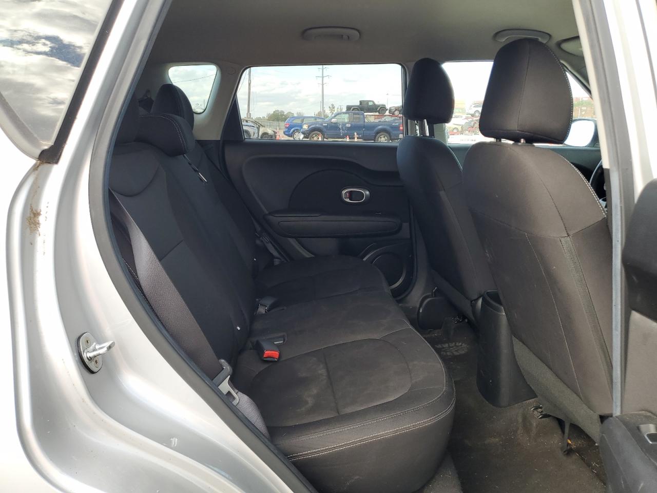 2018 Kia Soul VIN: KNDJN2A23J7572688 Lot: 84915435