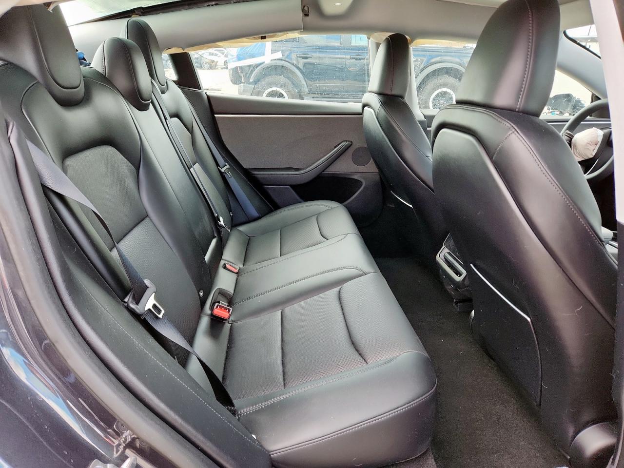 2024 Tesla Model 3 VIN: 5YJ3E1EA6RF758915 Lot: 89834555