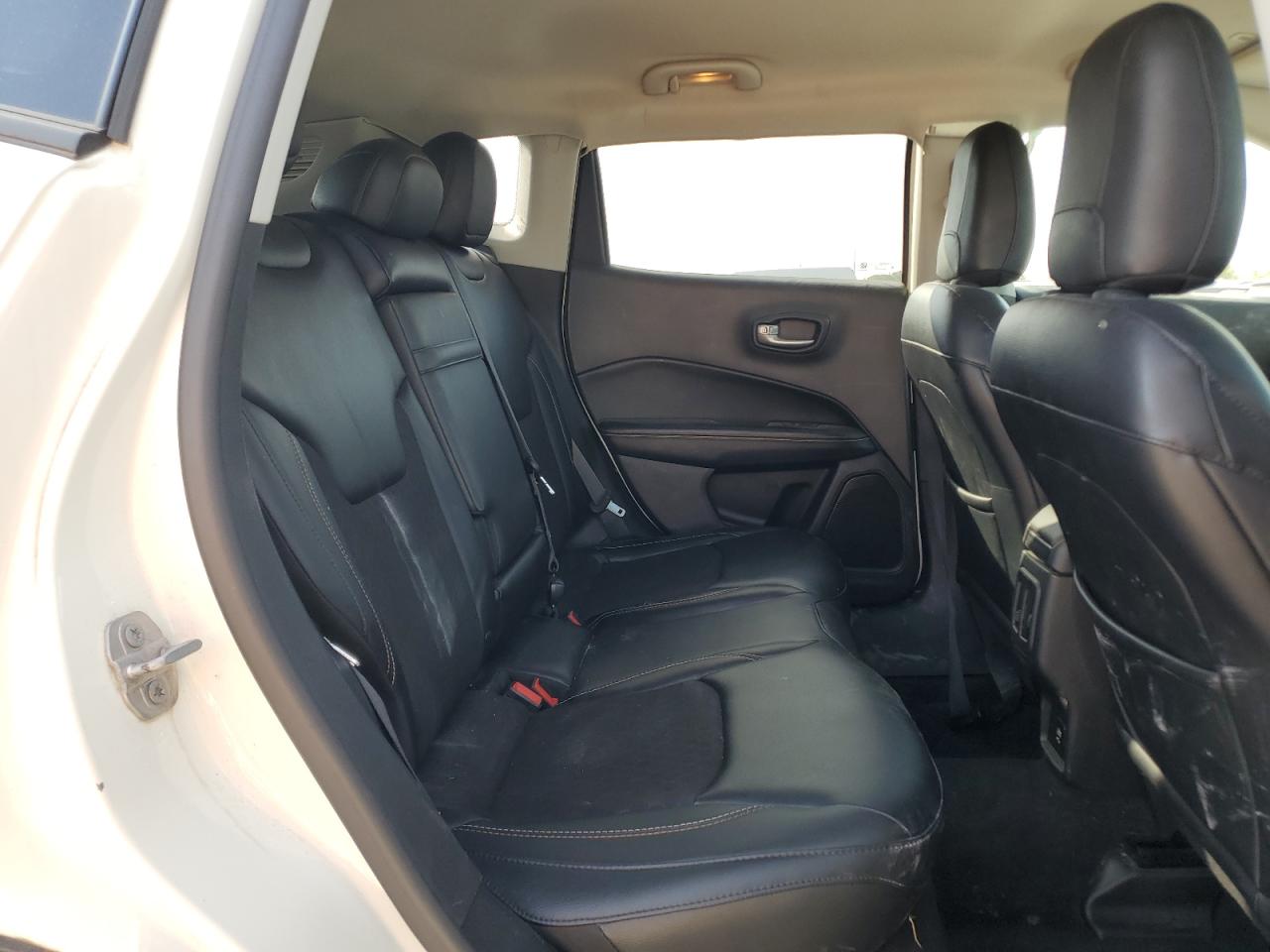 2017 Jeep Compass Latitude VIN: 3C4NJDBB2HT680068 Lot: 84975605