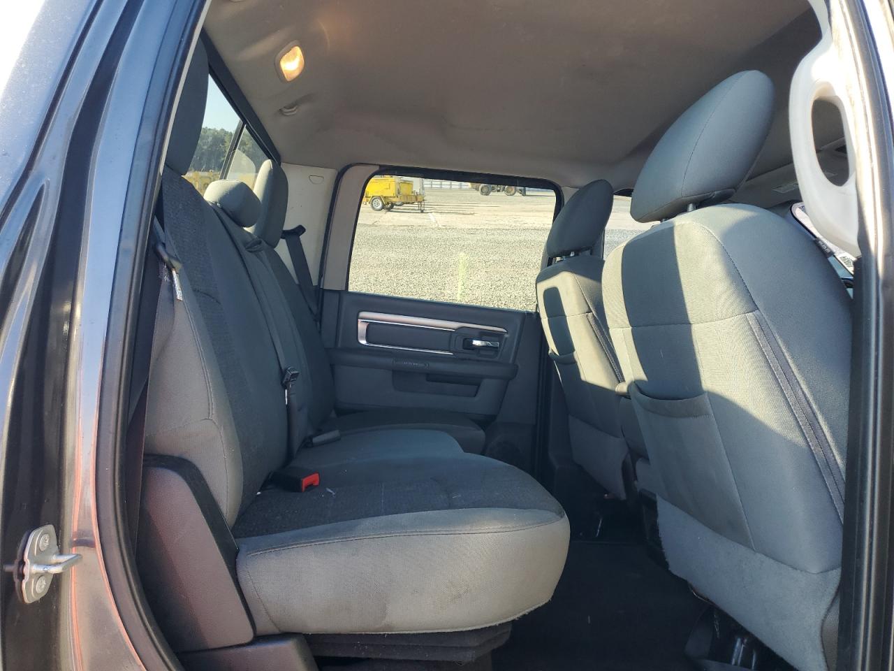 2018 Ram 1500 Slt VIN: 1C6RR6TT5JS119195 Lot: 82449185