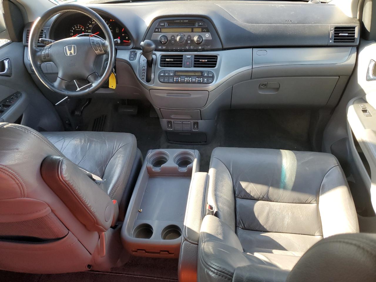 2006 Honda Odyssey Exl VIN: 5FNRL38616B120795 Lot: 84301965