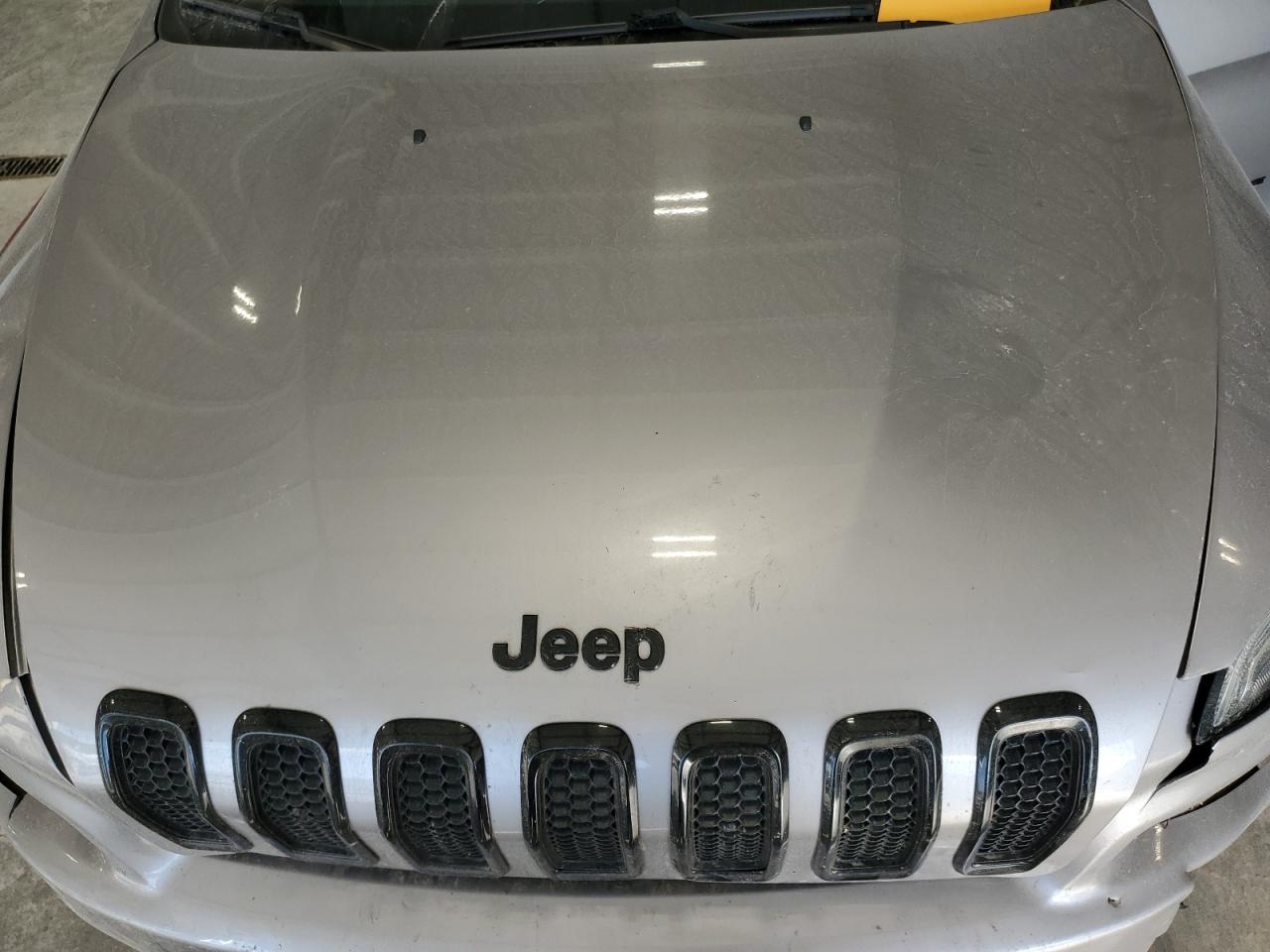 2018 Jeep Cherokee Latitude VIN: 1C4PJMCX1JD551284 Lot: 85382395