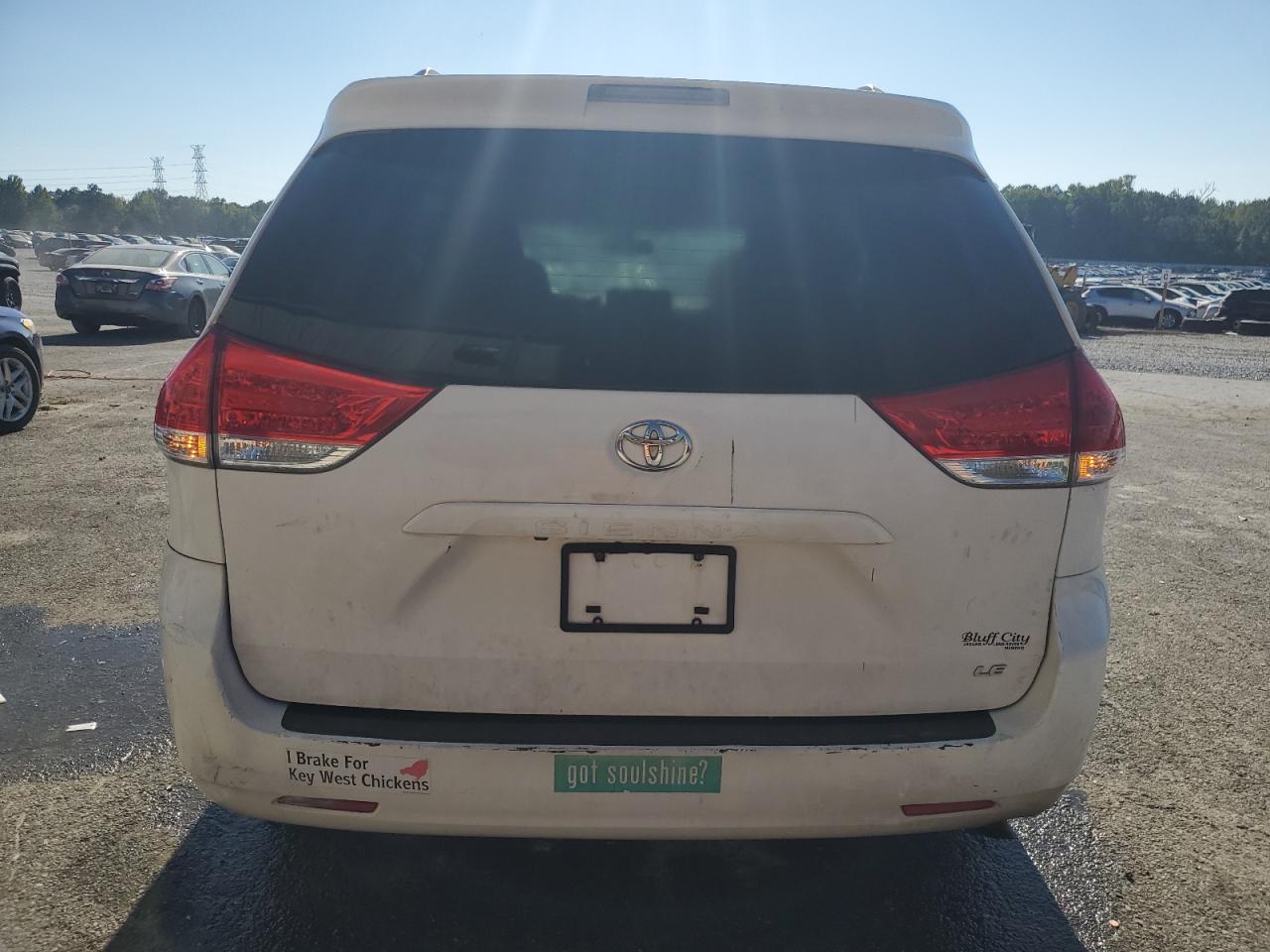 2012 Toyota Sienna Le VIN: 5TDKK3DC3CS190015 Lot: 81880695