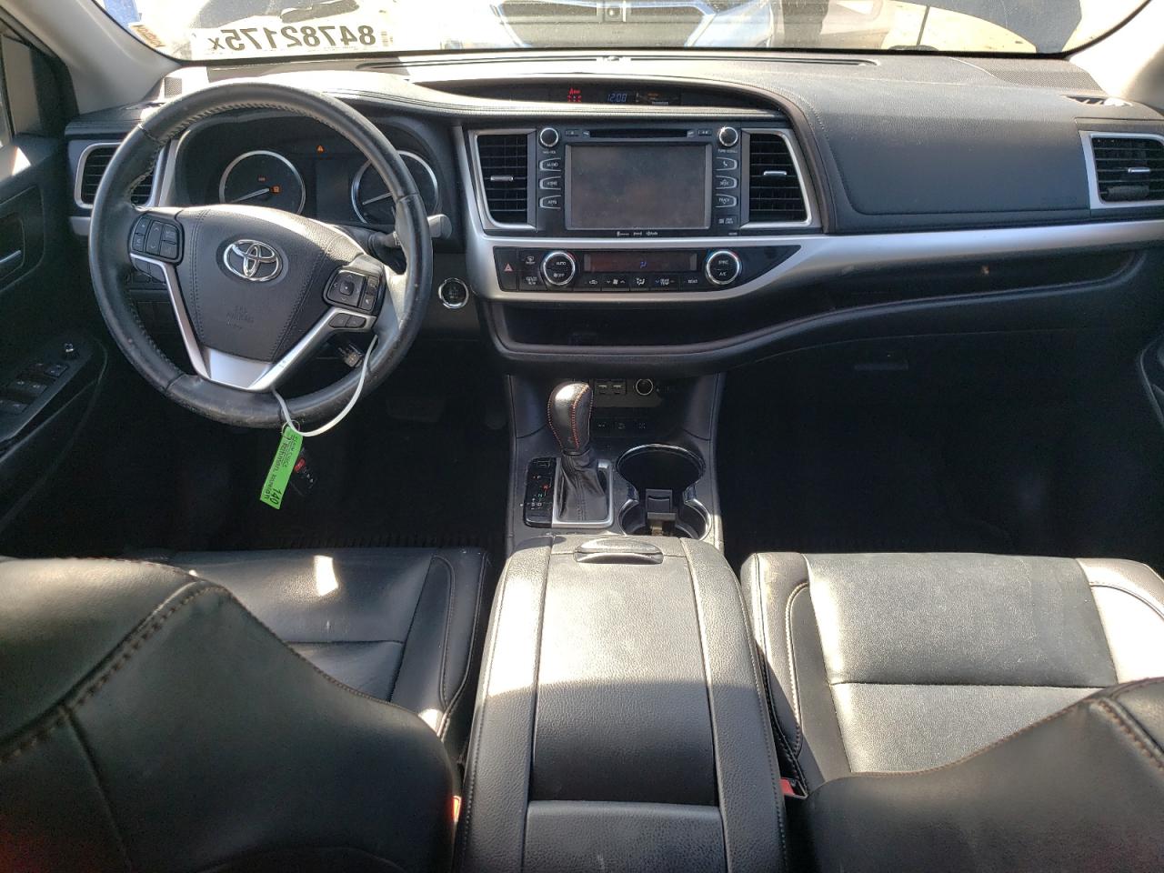 2019 Toyota Highlander Se VIN: 5TDJZRFH5KS984242 Lot: 84782175