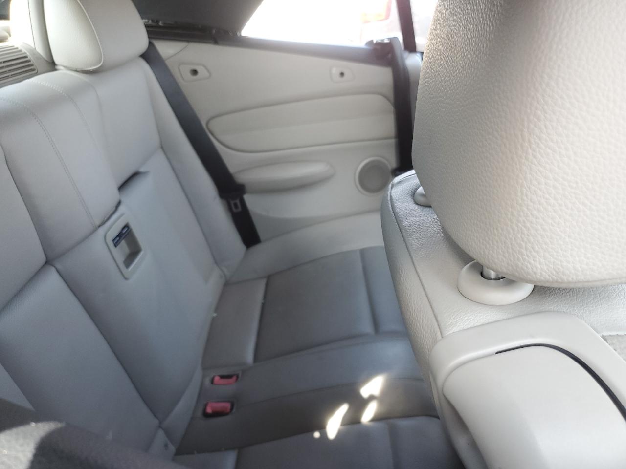 Фото: WBAUL7C59CVM82254