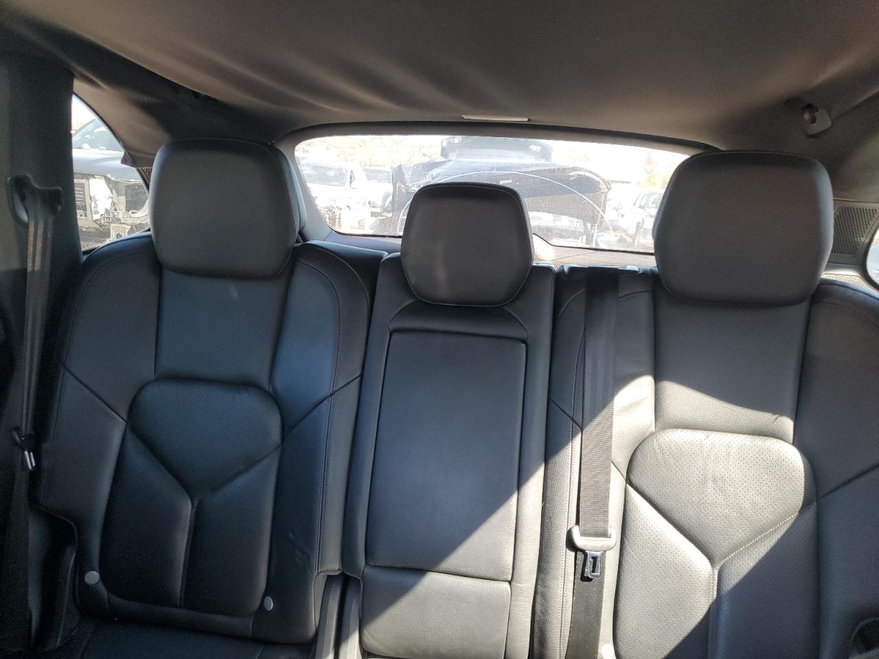 2011 Porsche Cayenne VIN: WP1AA2A25BLA02243 Lot: 81377145