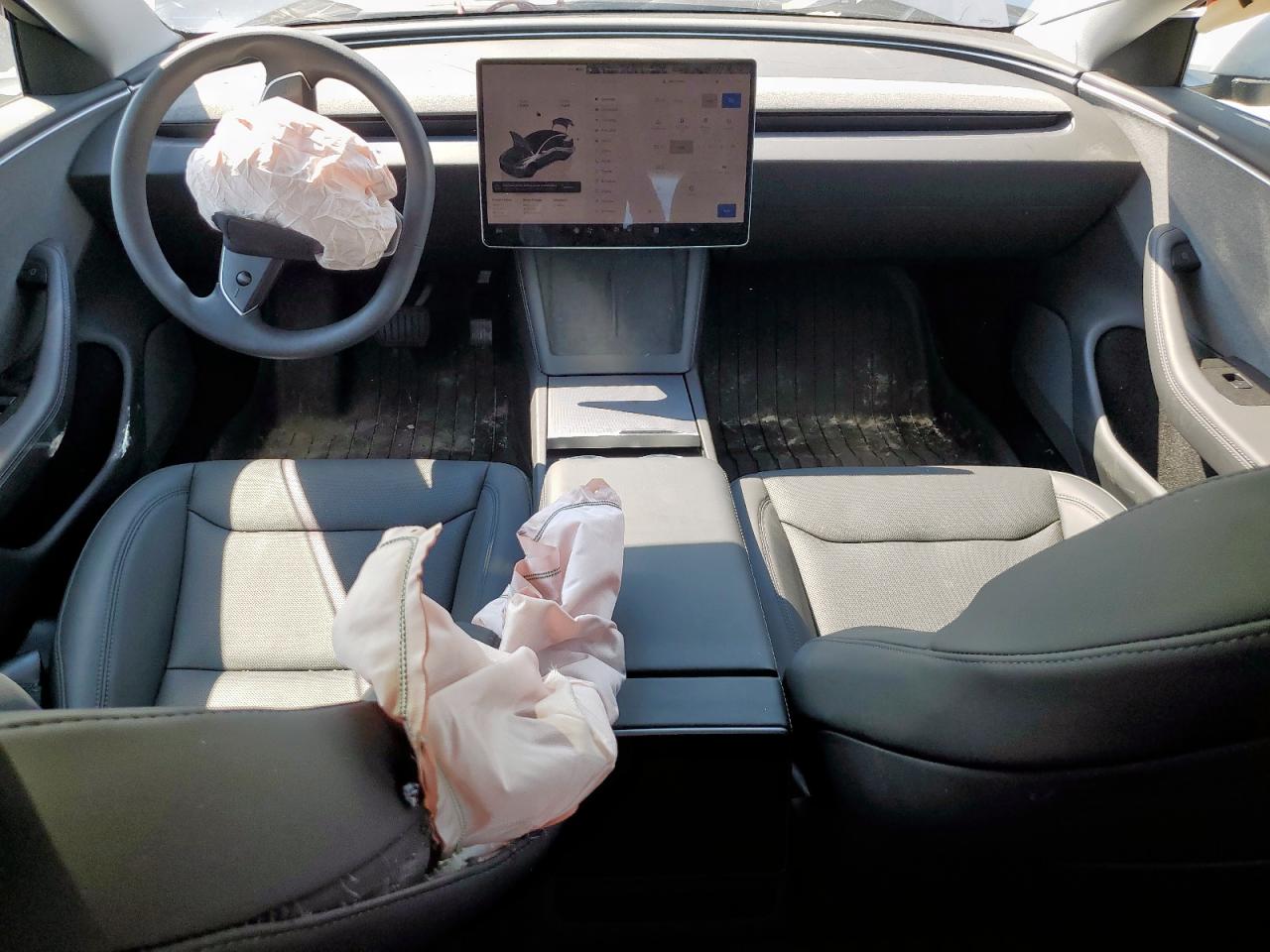 2025 Tesla Model 3 VIN: 5YJ3E1EA0SF002051 Lot: 84910535